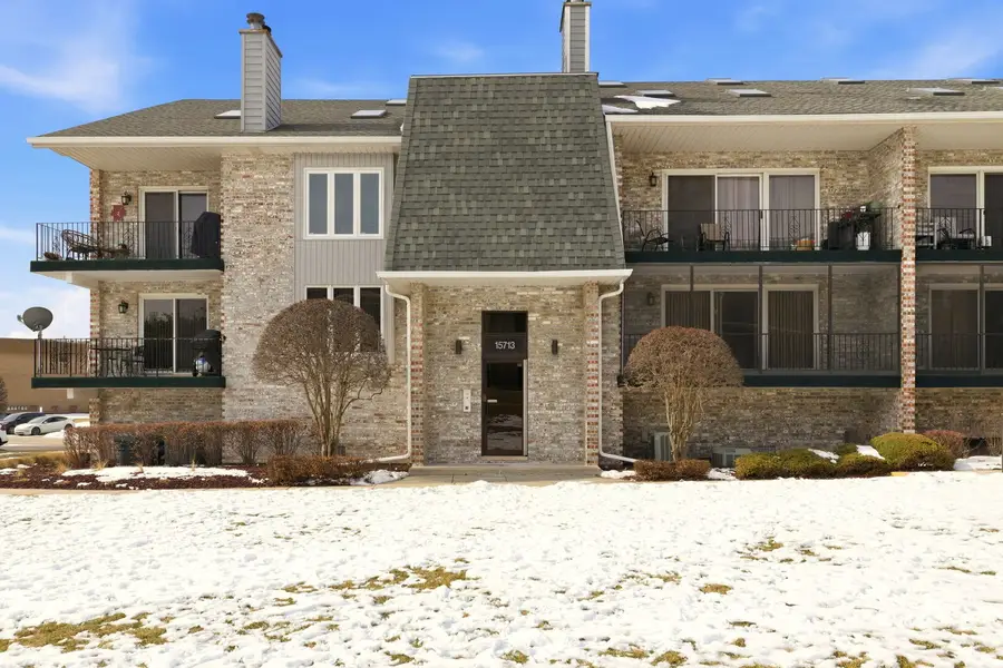 15713 Old Orchard Court #1N, Orland Park, IL 60462 - Image #2