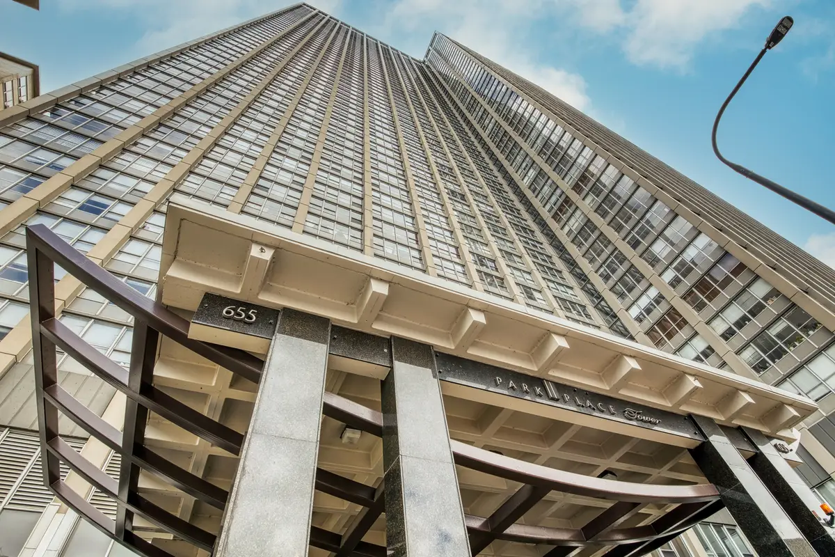 655 W Irving Park Road #4808, Chicago, IL 60613 - #1