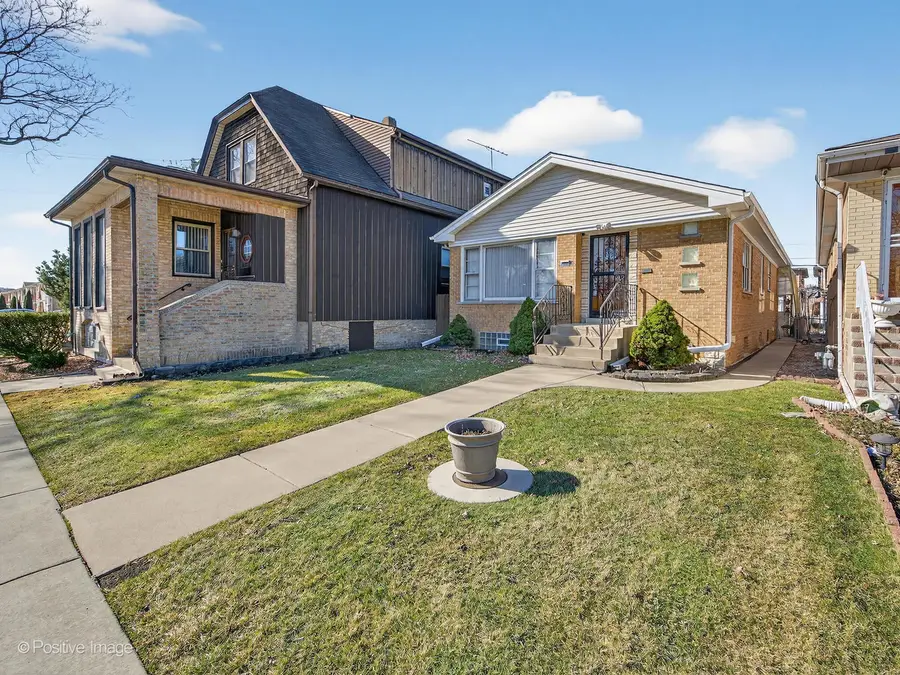 4506 N Oak Park Avenue, Harwood Heights, IL 60706 - #2