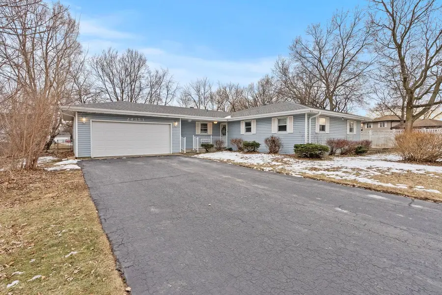24353 S Valley Drive, Channahon, IL 60410 - #2