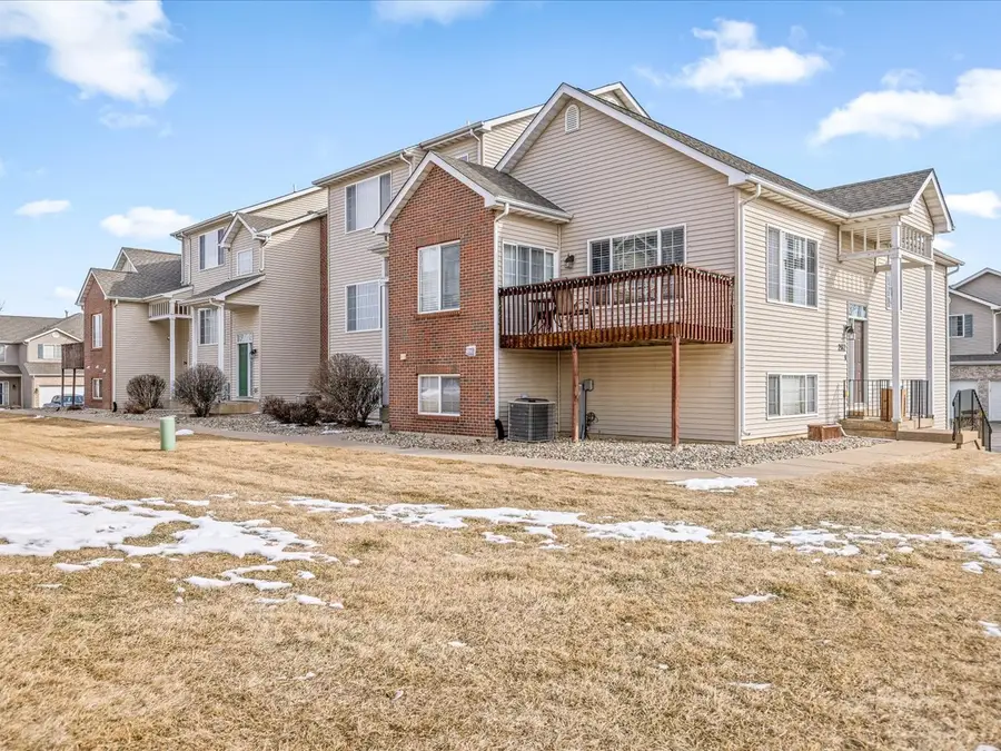 2143 Derby Lane, Belvidere, IL 61008 - #3