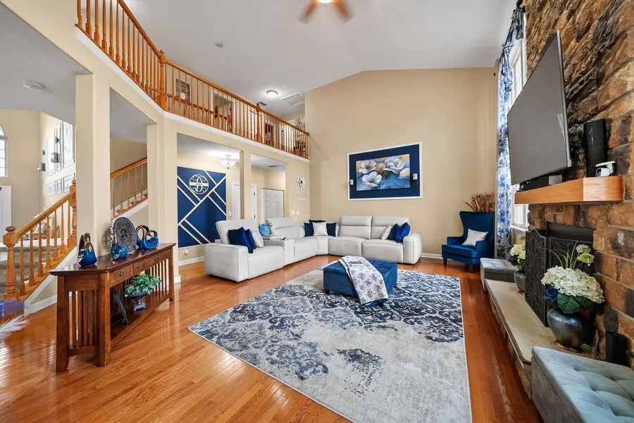 443 Glover Drive, North Aurora, IL 60542 - #2