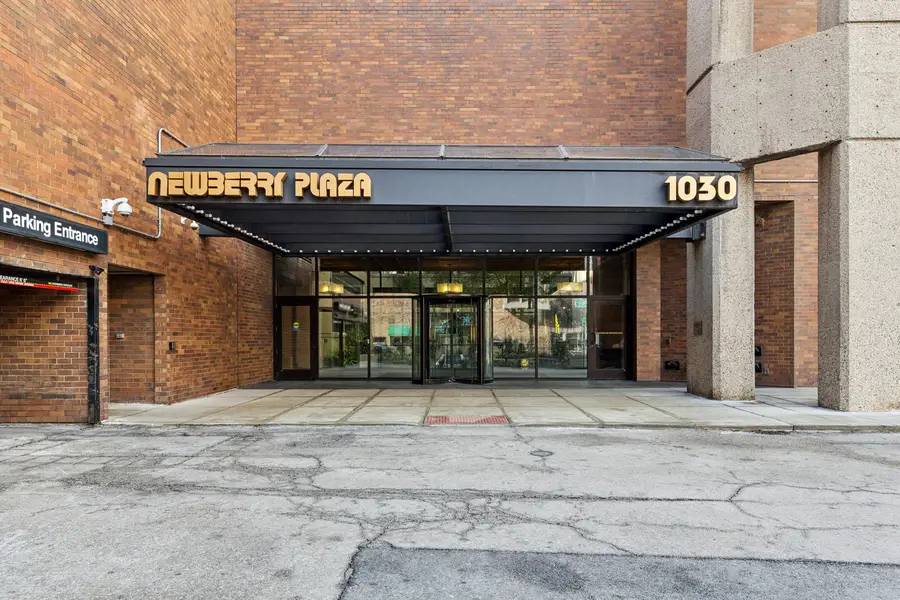 1030 N State Street #10K, Chicago, IL 60610 - #2