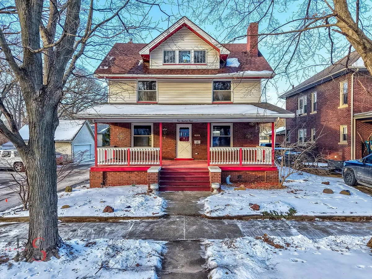 108 W Wilson Street, Streator, IL 61364 - #1