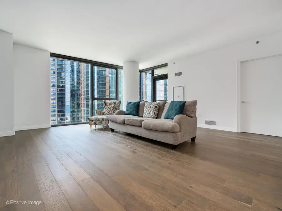 211 N Harbor Drive #1003, Chicago, IL 60601 - #3