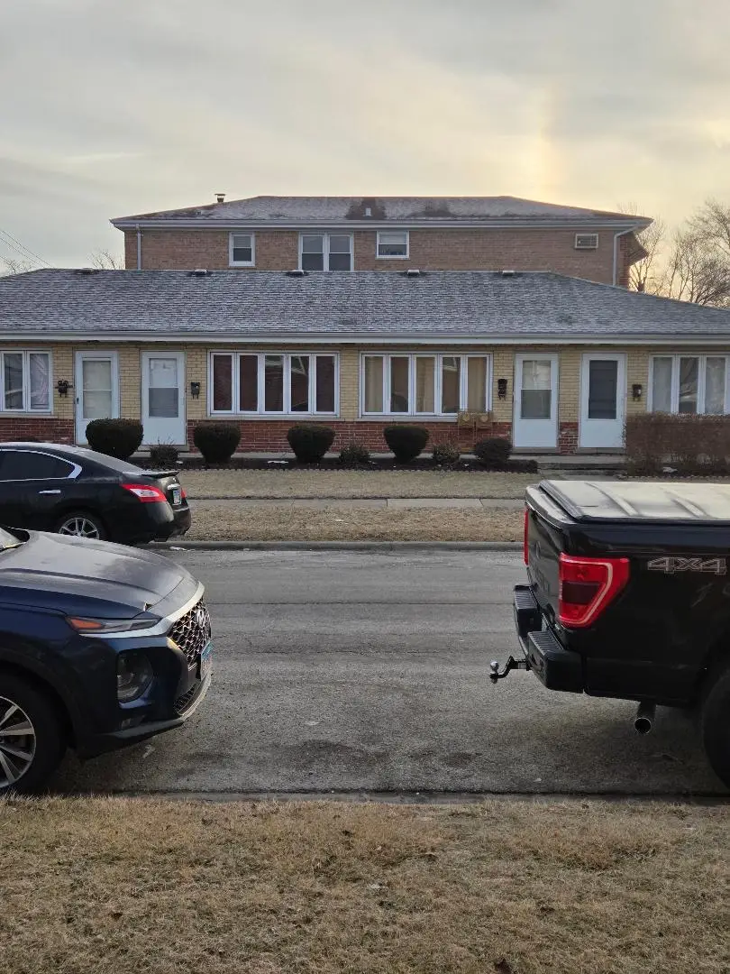 6124 W 79th Street, Burbank, IL 60459 - #1