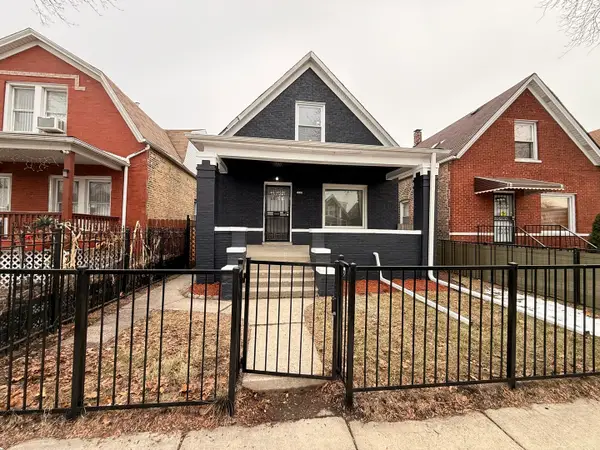 1029 N Keystone Avenue, Chicago, IL 60651