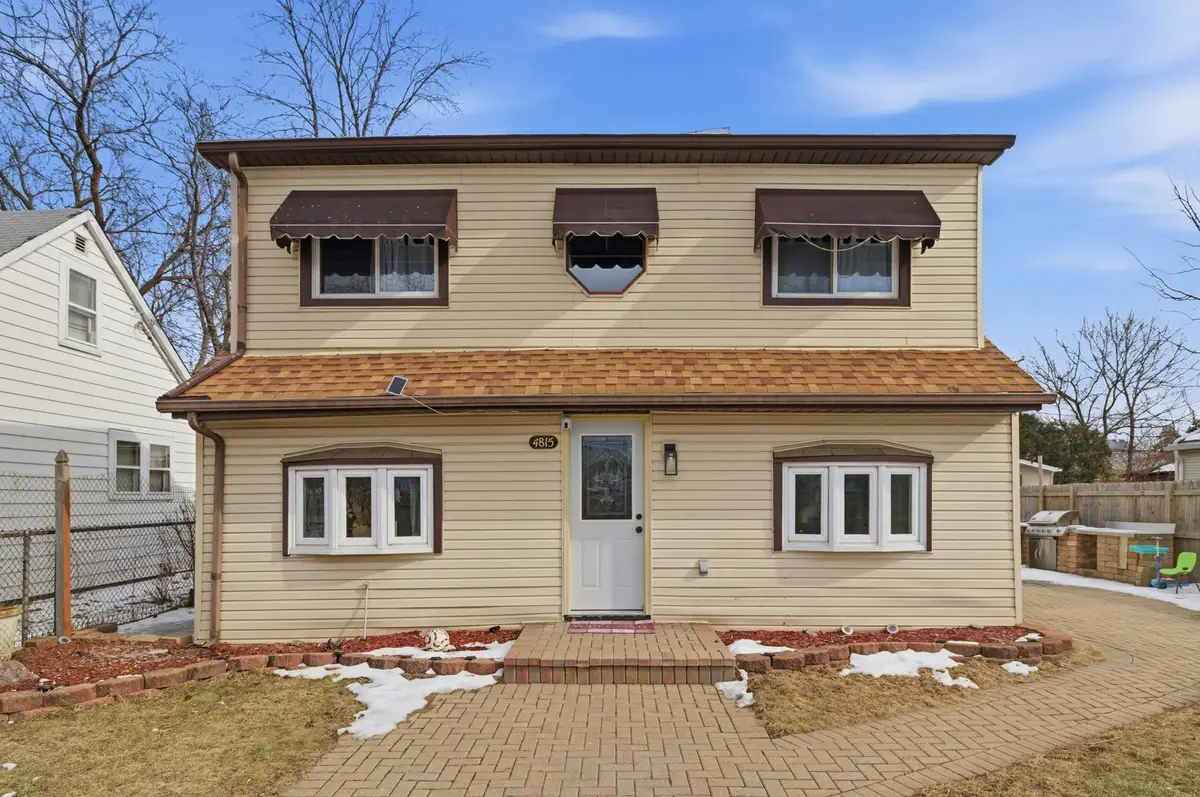 4815 S Lotus Avenue, Chicago, IL 60638 - Image #1