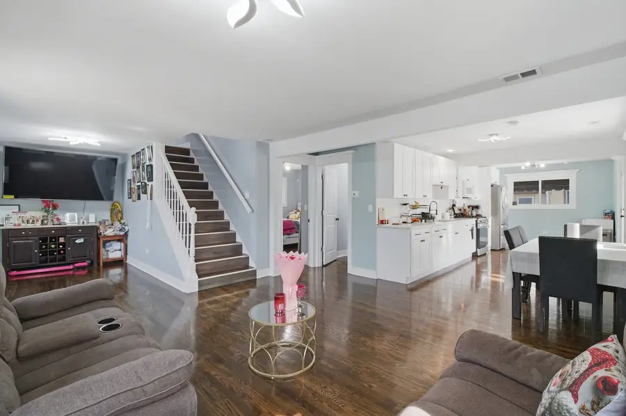 4815 S Lotus Avenue, Chicago, IL 60638 - Image #3