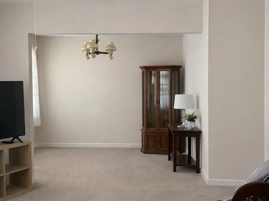 516 Lincolnshire Drive, Sycamore, IL 60178 - #2