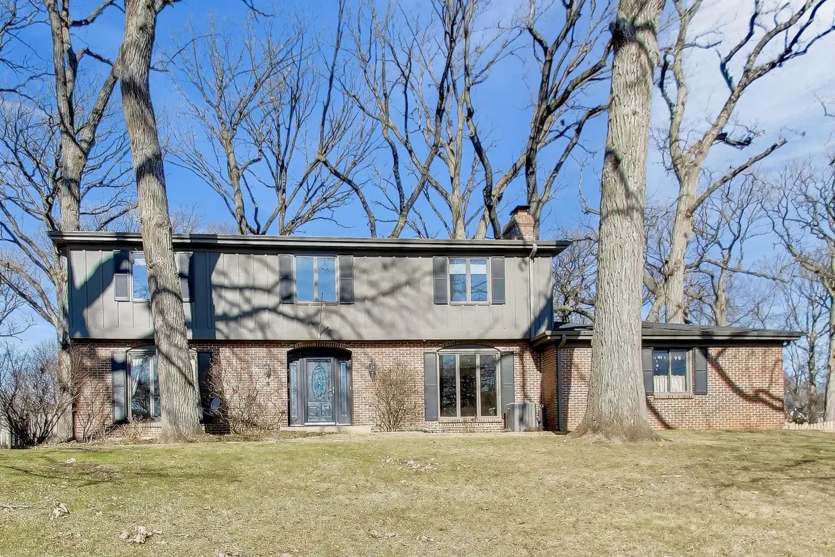 26W548 Prairie Avenue, Winfield, IL 60190 - #1