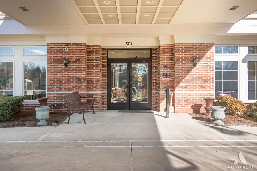 801 N Mclean Boulevard #324, Elgin, IL 60123 - #3