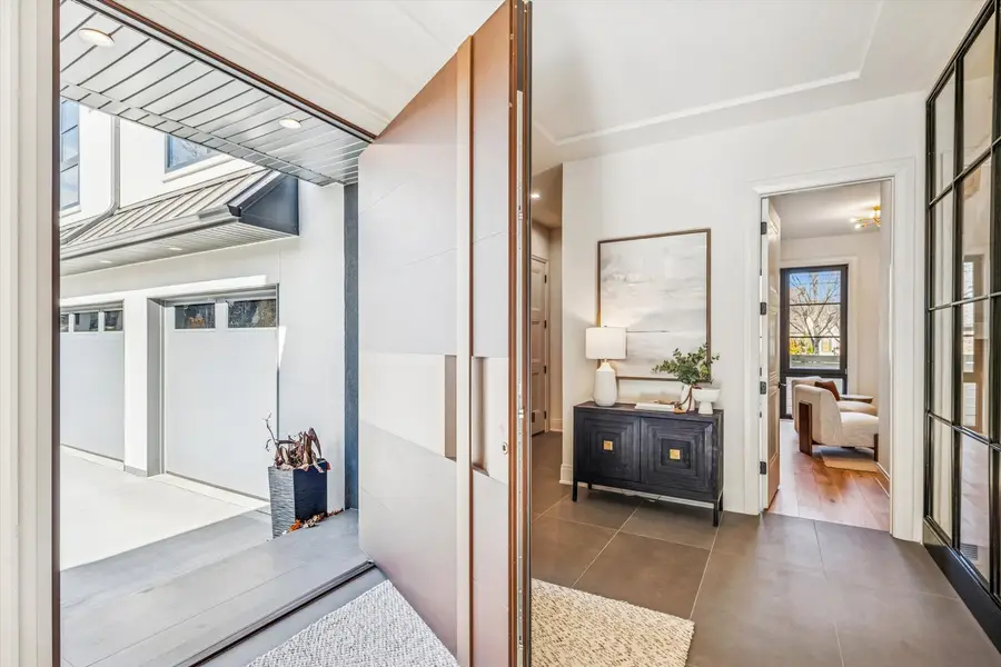 377 S Prairie Avenue, Elmhurst, IL 60126 - #2