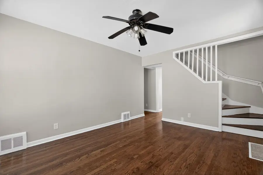 27 164th Place, Calumet City, IL 60409 - #2