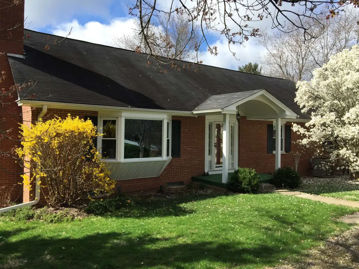 11 Marty Lane, Macomb, IL 61455 - Image #1