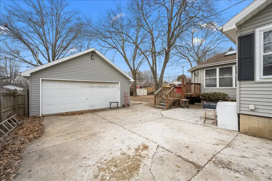 Address Withheld By Seller, North Aurora, IL 60542 - #3