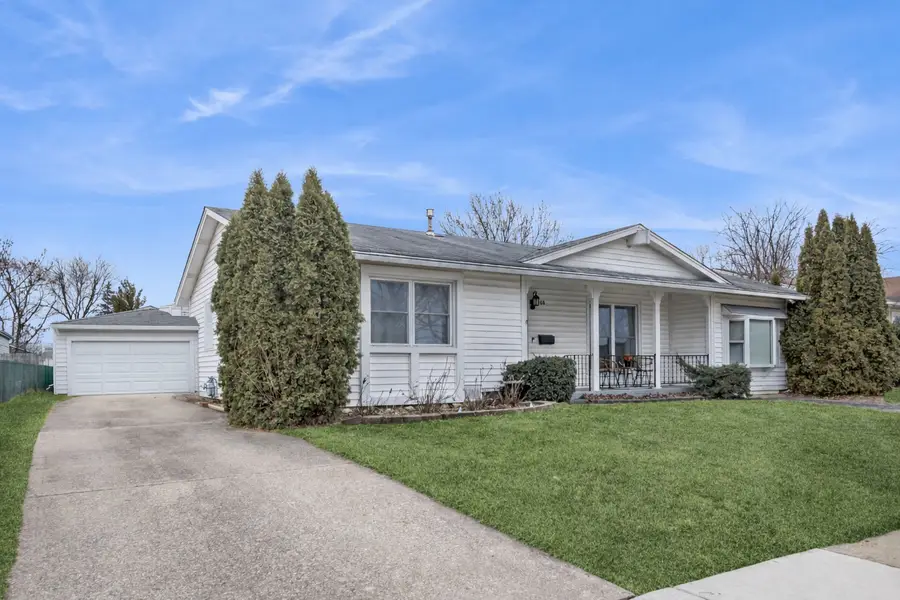 988 Cooper Court, Elk Grove Village, IL 60007 - #2