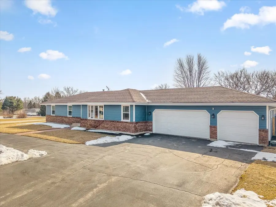 4361 Pfister Lane, Roscoe, IL 61073 - #2