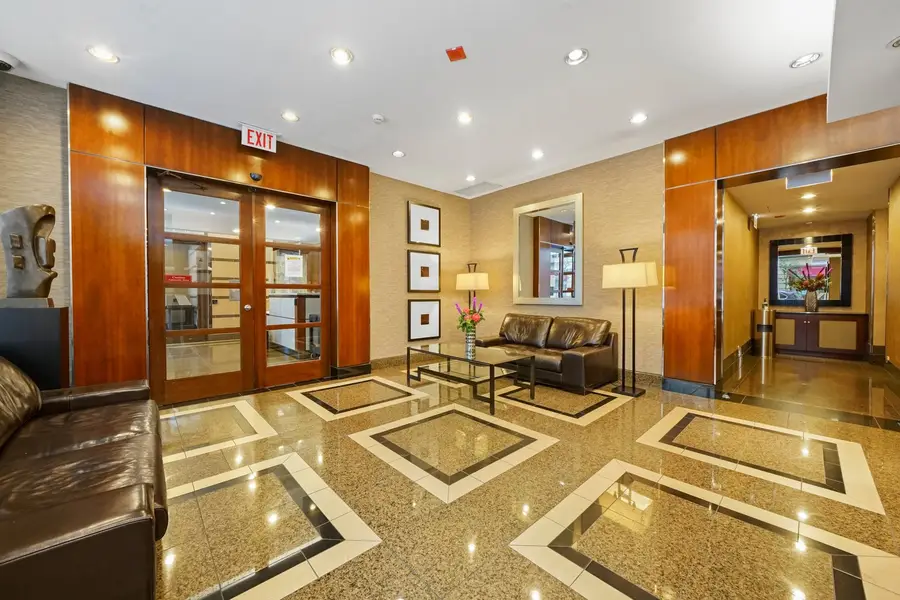 30 E Huron Street #1904, Chicago, IL 60611 - #2