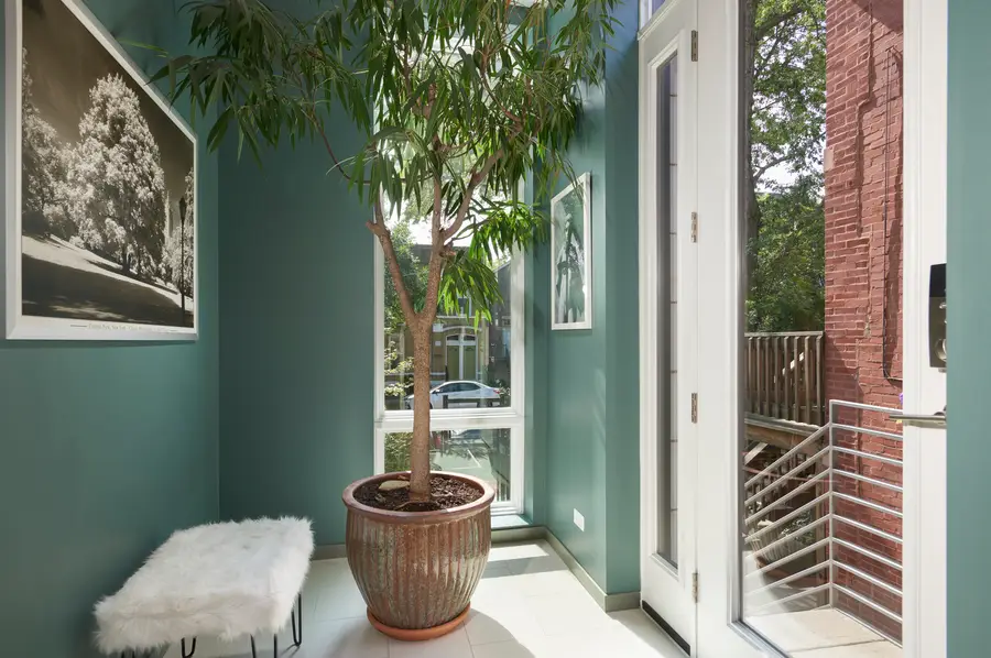 2334 W Ohio Street, Chicago, IL 60612 - #3