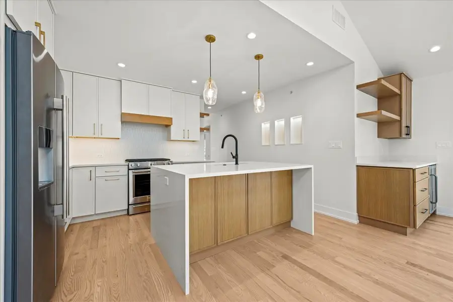 1207 Hoffman Avenue, Park Ridge, IL 60068 - #3