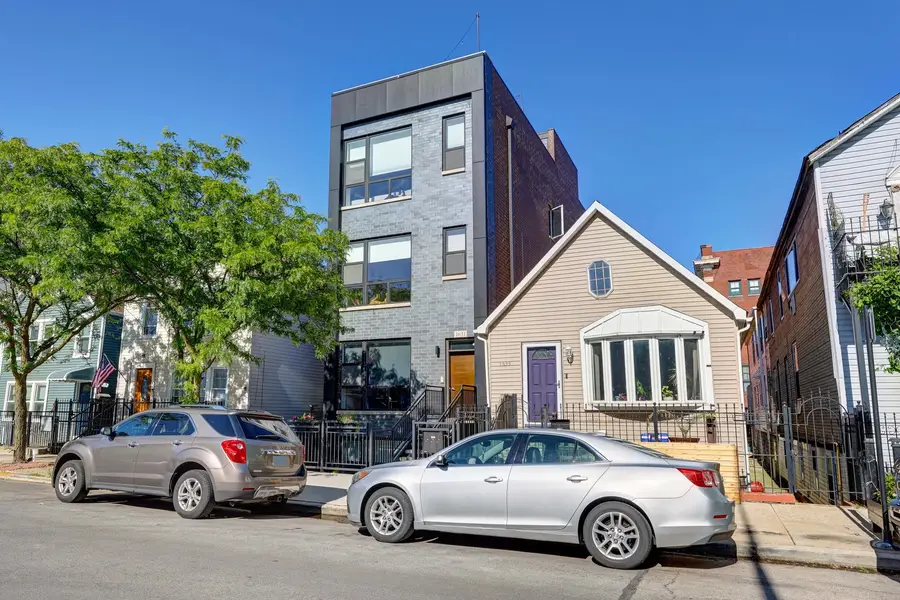 1631 S Carpenter Street #1, Chicago, IL 60608 - #2