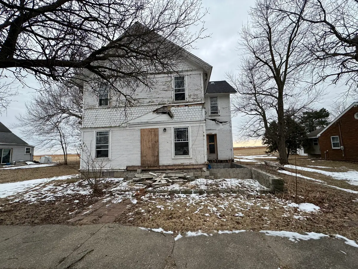 108 Main Street, Kempton, IL 60946 - #1