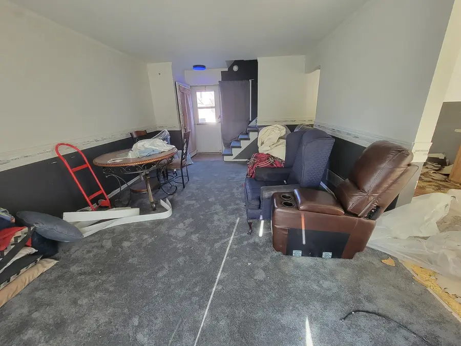 17W747 Standish Lane, Villa Park, IL 60181 - #2