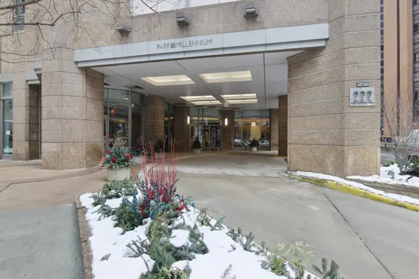 222 N Columbus Drive #711, Chicago, IL 60601