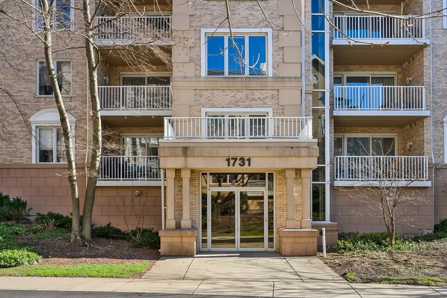 1731 Pavilion Way #405, Park Ridge, IL 60068 - #2