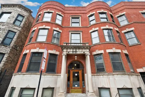 3172 N Cambridge Avenue #1, Chicago, IL 60657