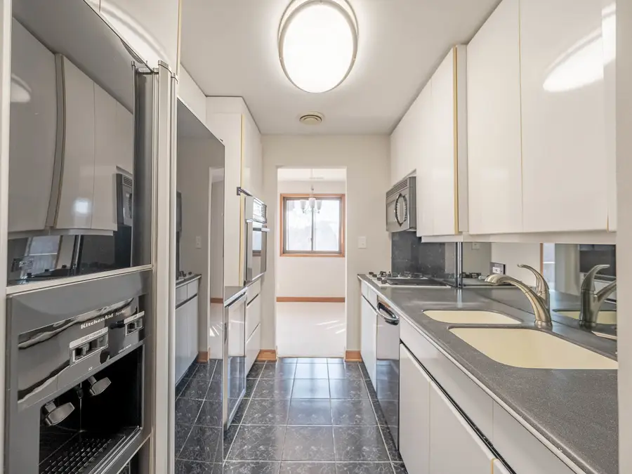 15801 Peggy Lane #11, Oak Forest, IL 60452 - #2