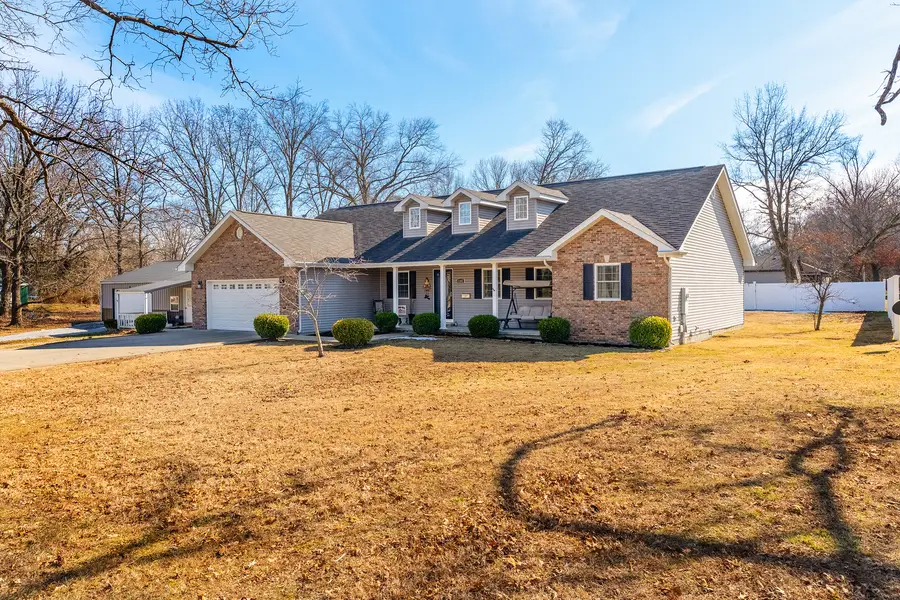 1144 W Webster Street, Benton, IL 62812 - #2