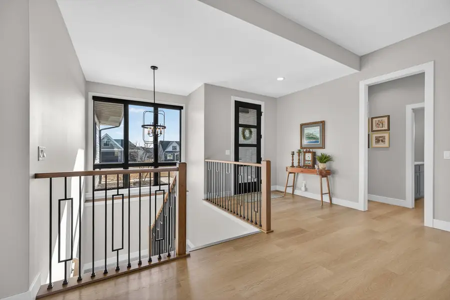 4586 Lakeside Drive, Bettendorf, IA 52722 - #3