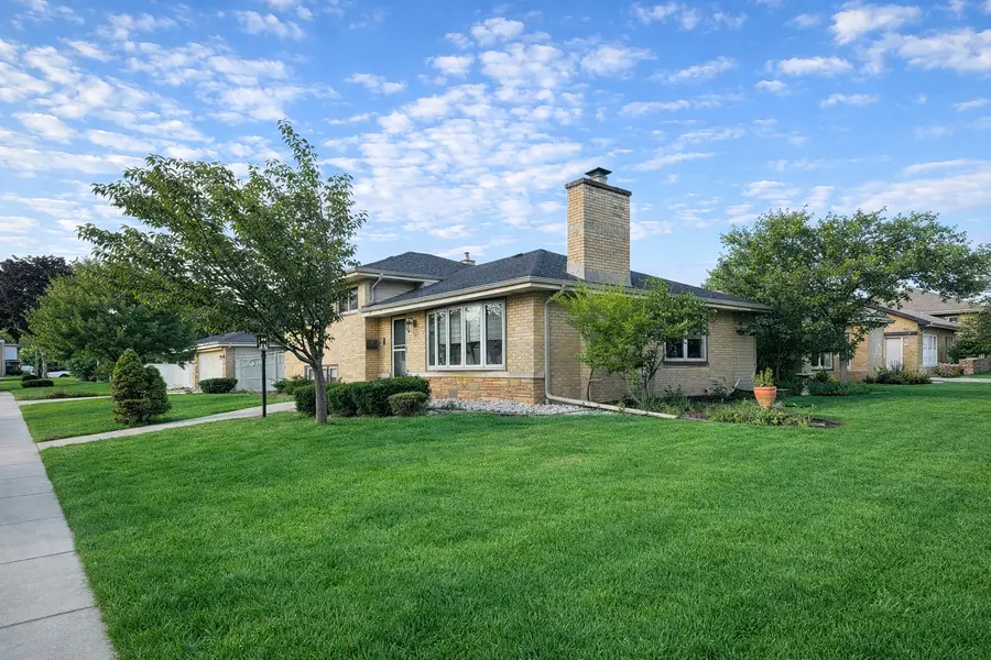 5501 Mulford Street, Skokie, IL 60077 - #2