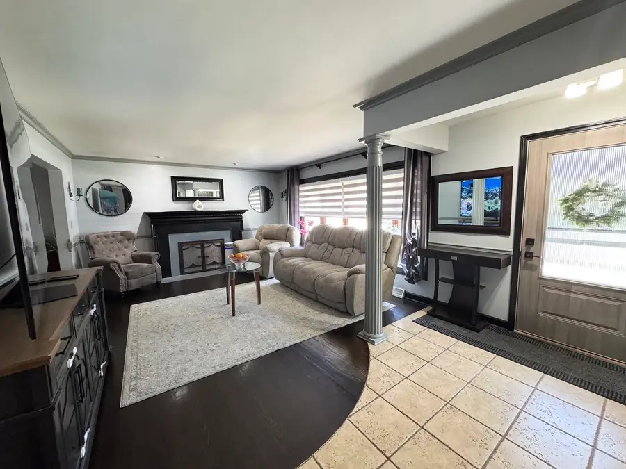 5501 Mulford Street, Skokie, IL 60077 - #3