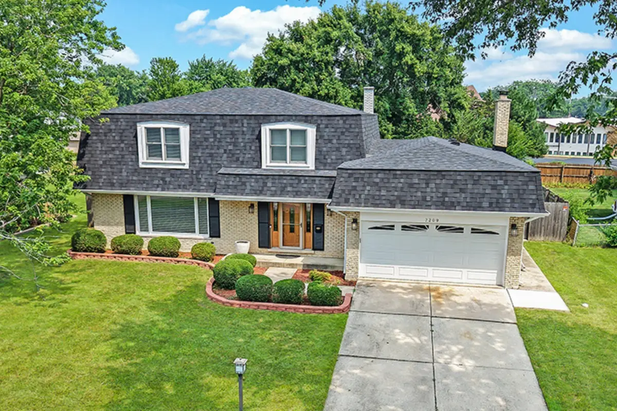 7209 Grant Street, Darien, IL 60561 - #1