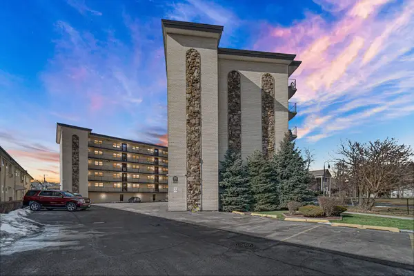 4572 N Milwaukee Avenue #5H, Chicago, IL 60630