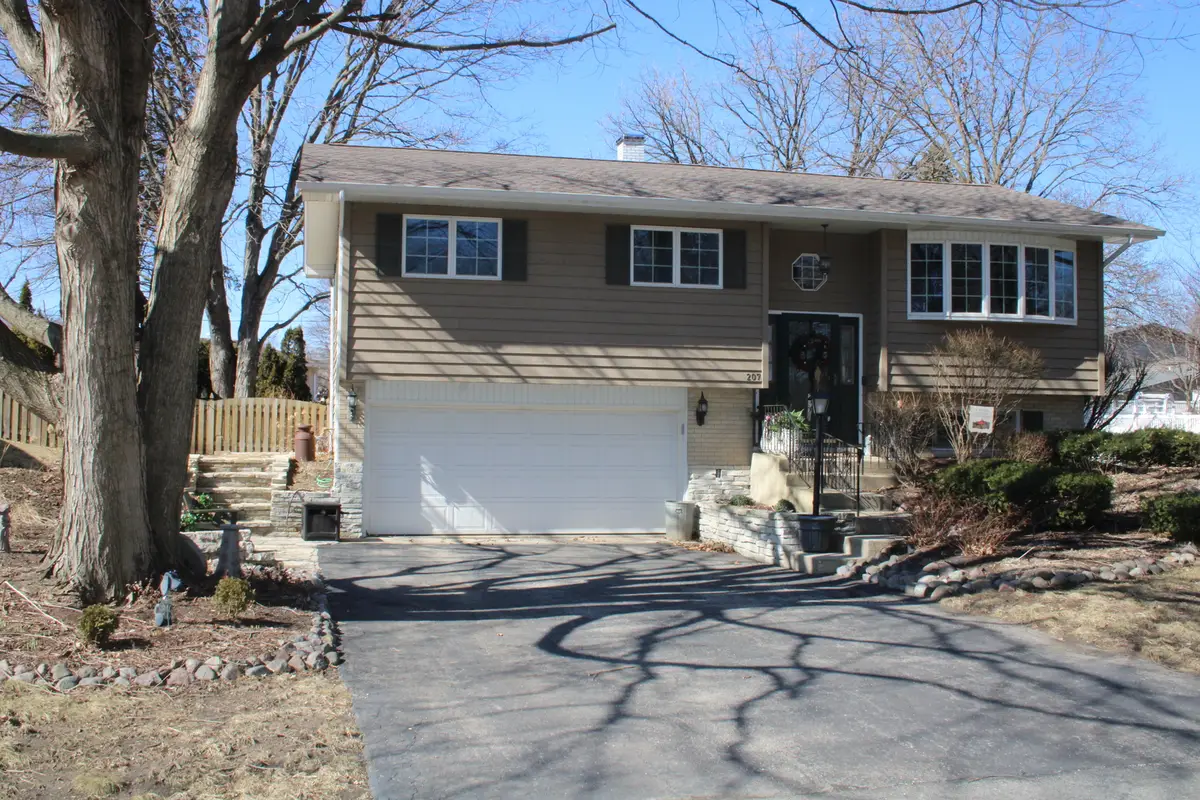 207 York Place, New Lenox, IL 60451 - #1