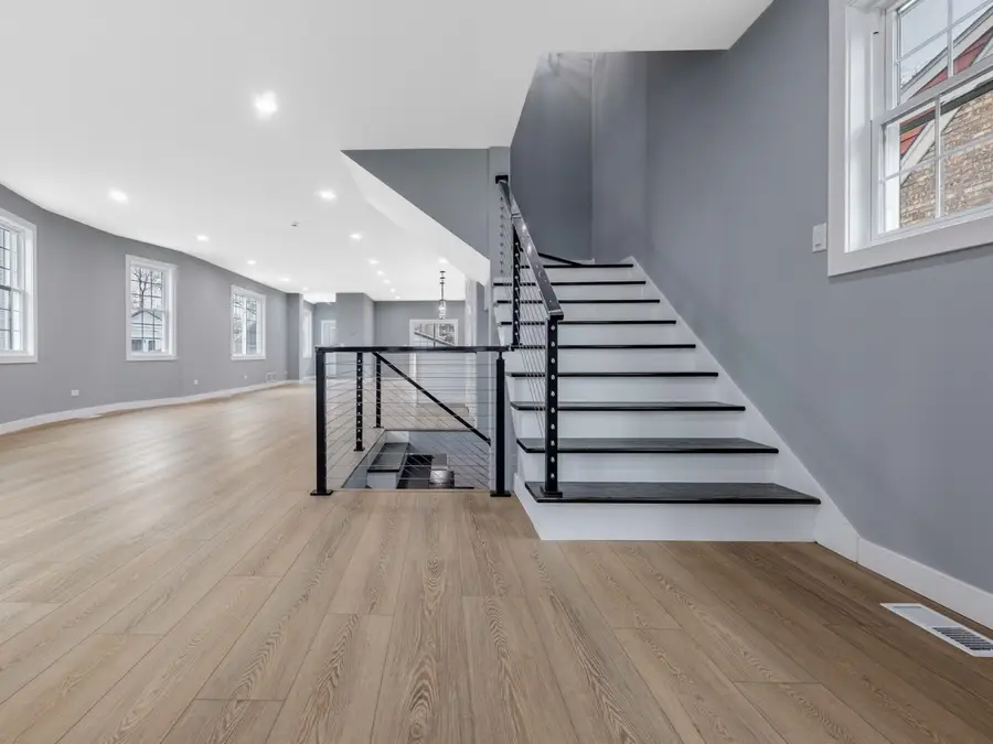 3548 Clinton Avenue, Berwyn, IL 60402 - #3