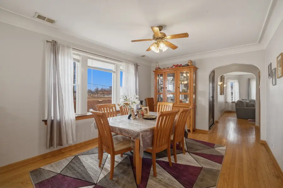 5940 N Bernard Street, Chicago, IL 60659 - #3