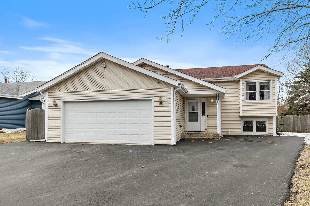 1317 12th Avenue, Belvidere, IL 61008 - #1