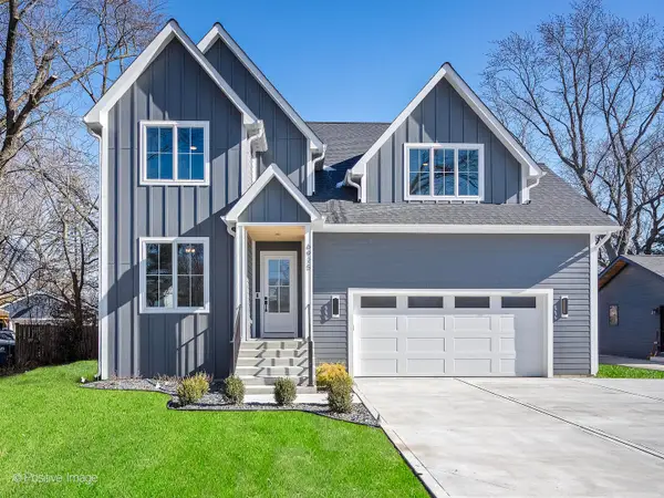 6925 Clarendon Hills Road, Darien, IL 60561