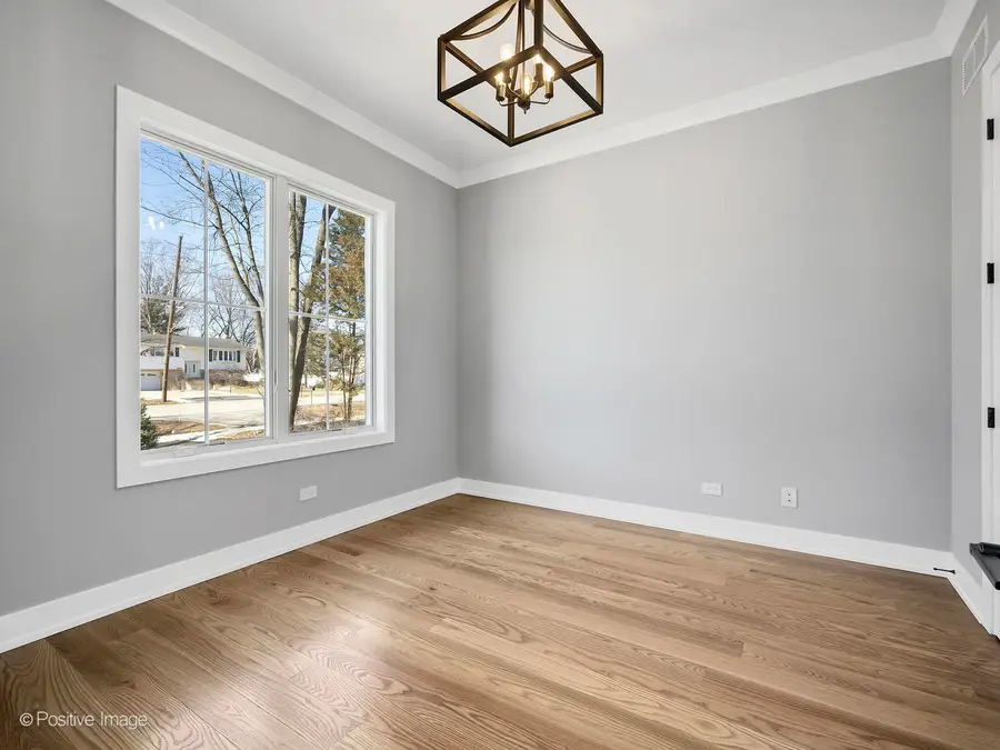 6925 Clarendon Hills Road, Darien, IL 60561 - #3