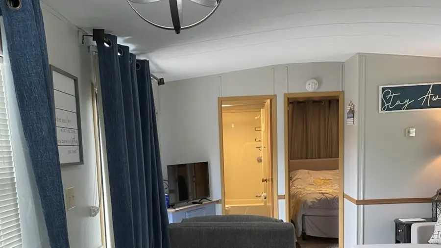 2795 E 28th Road, Seneca, IL 61360 - #2