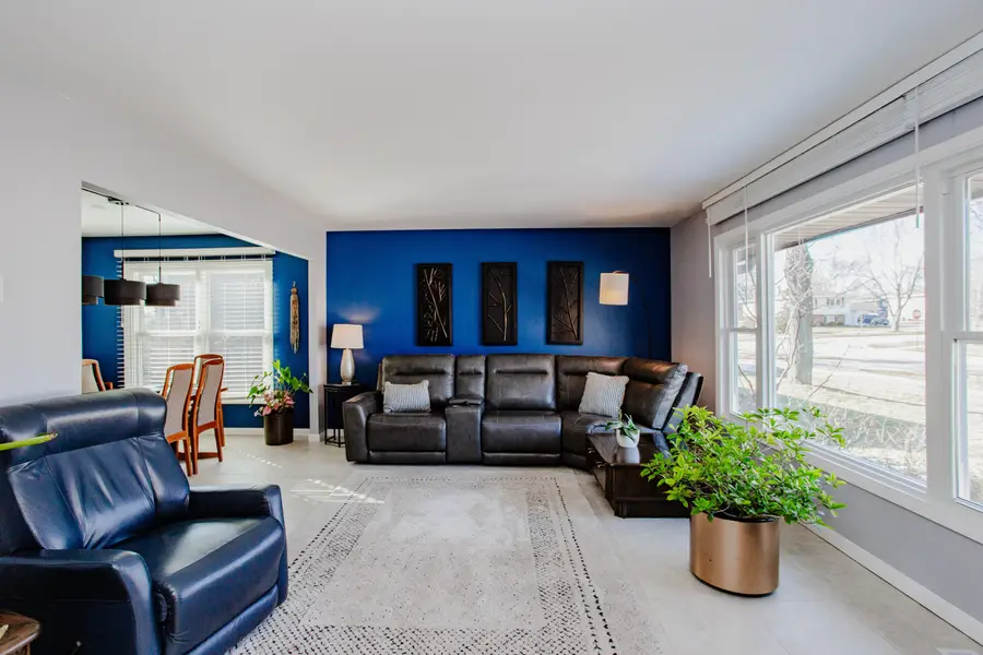 1095 Lancaster Court, Hoffman Estates, IL 60169 - #3