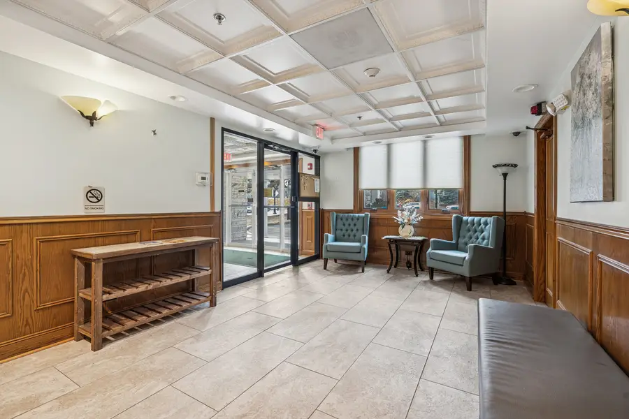 6980 W Touhy Avenue #201, Niles, IL 60714 - #3