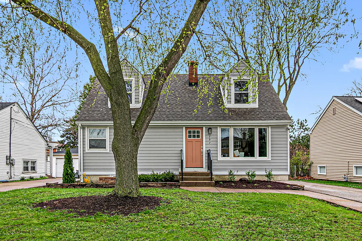 797 S Spring Road, Elmhurst, IL 60126 - #1