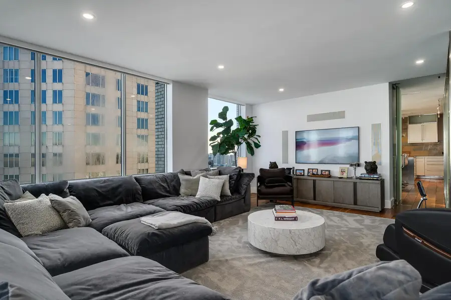 1000 N Lake Shore Plaza #47AB, Chicago, IL 60611 - #3