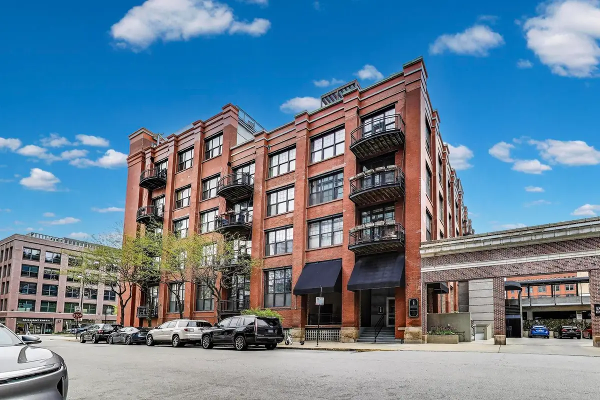 1000 W Washington Boulevard #418, Chicago, IL 60607 - #1